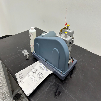 Unused Welch 1400 DuoSeal Vacuum Pump image 1